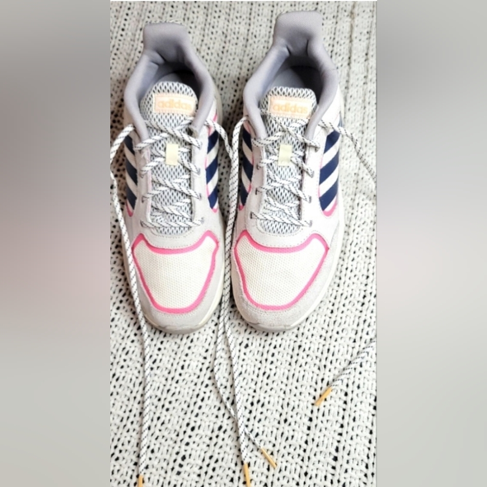 Adidas Women's White Shoes With Colorful Accents Size 8.5